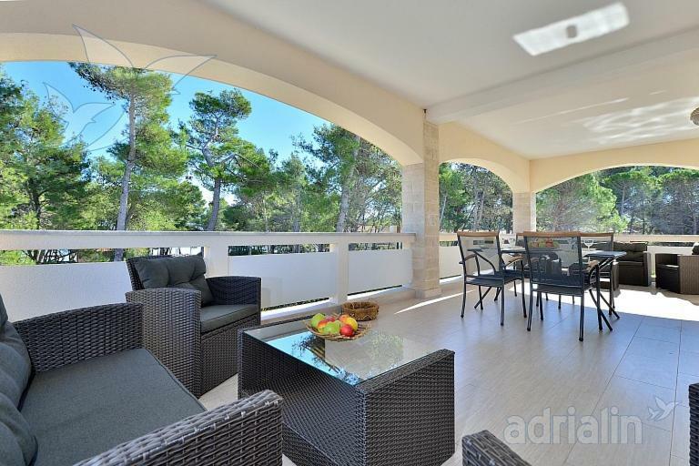 Mam Apartment Vir Exterior photo