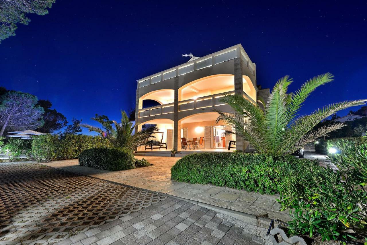 Mam Apartment Vir Exterior photo
